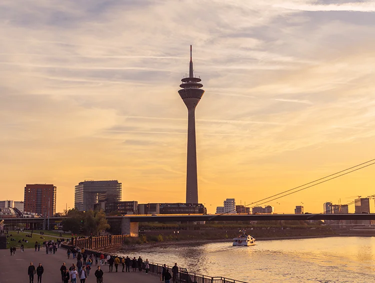 Düsseldorf - Area 44